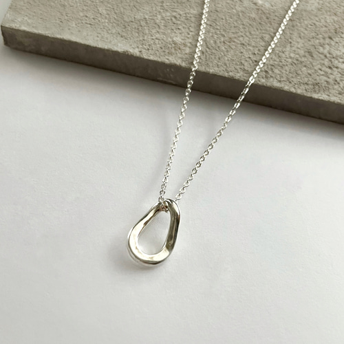 オトナなシンプルデザインチャームネックレス シルバー925 チェーン