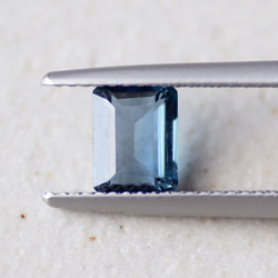 ロンドン・ブルー・トパーズ＊オクタゴン・カット＊1.27ct＊7.0×5.2mm＊TLB-020 5枚目の画像