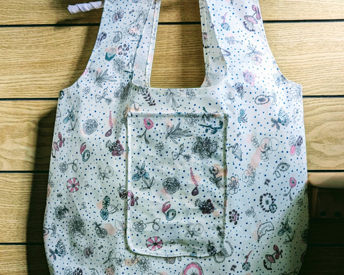 K様　ハンドメイド　リバティ　バッグ　オーダーページ tooco様 ハンドメイド リバティ バッグ オーダーページ