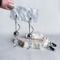 再販】シルバー × クリア ドーナツ アシンメトリー ピアス イヤリング