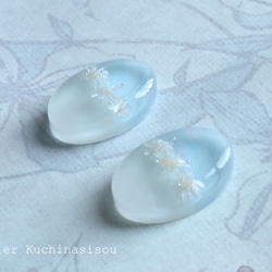 樹脂藝術雙色花朵耳環&lt;淺藍&gt; 第8張的照片