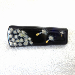 「たんぽぽ綿毛1 -tannpopo1-」GLASSブローチ野の花シリーズ　アクセサリー　野草　春　自然　可愛い 5枚目の画像
