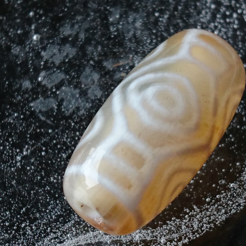 極上✨橙玉髄✨龍眼天珠 天然石 F* 通販 17313298｜Creema(クリーマ) 