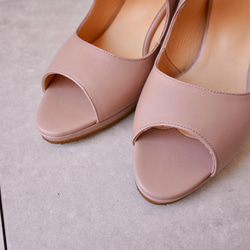 ★最受歡迎的跑步涼鞋！粉紅米色 21.5cm~25.5cm 日本真皮合腳綁帶涼鞋 第5張的照片