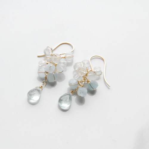 14kgf トパーズとアクアマリンのピアス ピアス（フック