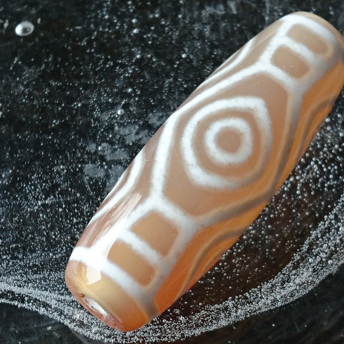 極上✨橙玉髄✨龍眼天珠 天然石 F* 通販 17313391｜Creema(クリーマ