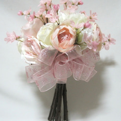 桜のクラッチブーケ♪ブートニア付き♪生花みたいに綺麗な造花です♪高品質なのに安い 11枚目の画像