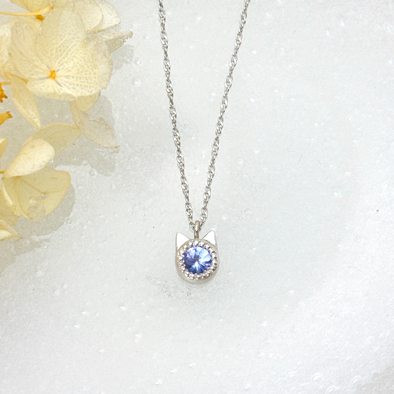 SV 小さな猫耳ジュエルのペンダント（タンザナイト）2507