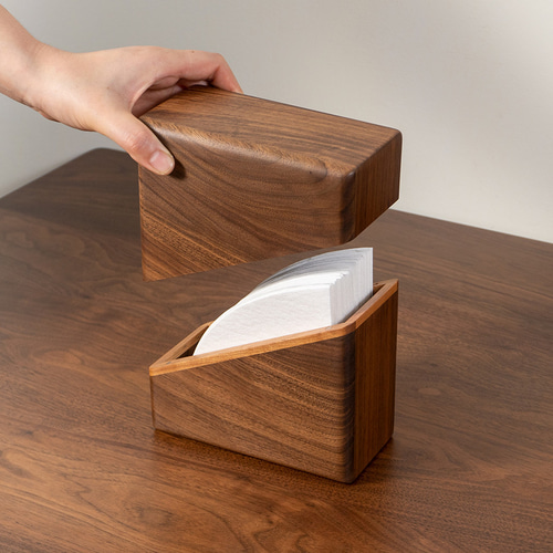 金属フィルター・ドリップ | 淹れ方 | BALMUDA The Pot | BALMUDA（バルミューダ）公式サイト コーヒーフィルターボックス 手淹れコーヒーフィルターホルダー 扇形フィルターホルダー 鉄製フィルター収納 金属フィルタートレイ コー