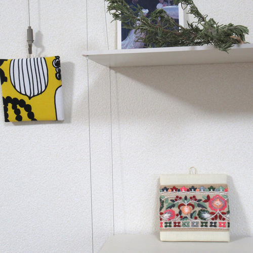 ファブリックパネル☆インド刺繍 タペストリー・壁掛け yamabiko