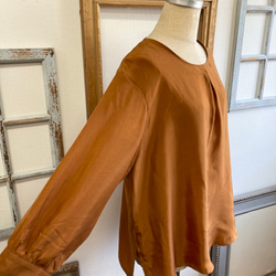 大人可愛いセットアップ❤️サテン素材の前タック入りワイド袖ブラウス＆ロングスカート（テラコッタオレンジ）L〜LL 12枚目の画像