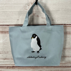 【特別セール限定】【送料無料】ペンギンの刺繍 キャンバスデイリーミニトートバッグ 1枚目の画像