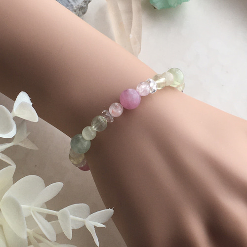 ☆大粒！ラベンダークンツァイト 14.5ミリ珠 ブレスレットC(SA) 楽天