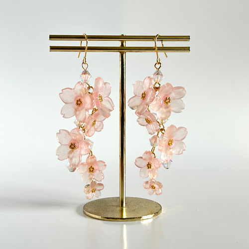 2299円 イヤリング ゆらゆら アイヒメヤマアジサイ 2299円 イヤリング ゆらゆら アイヒメヤマアジサイ 2299円 イヤリング