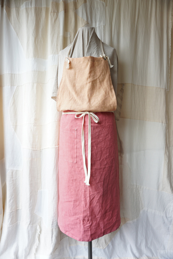 天日干し linen Apron  two tone〈a〉 2枚目の画像