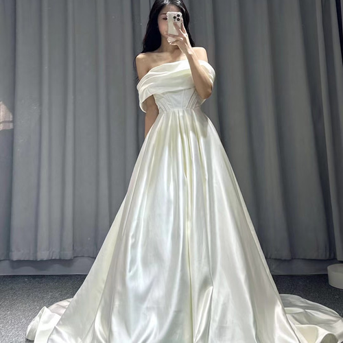 高品質！オフホワイト シンプル ロングトレーン オーダー可能 オフ  