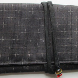 ７６２０　絣柄の着物で作った和風財布・ポーチ　＃送料無料 1枚目の画像