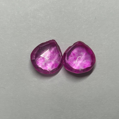 ミスティックピンクカラークォーツ＊マロンブリオレットカット＊2個