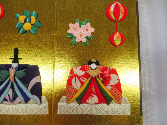 押し絵のひな飾り【金屏風】 4枚目の画像