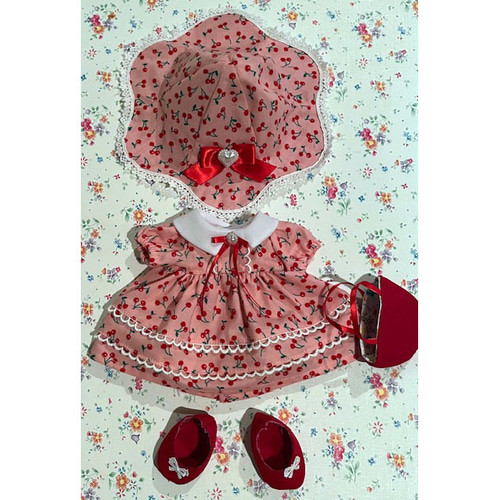 メルちゃん服 さくらんぼがいっぱいの可愛いワンピース おもちゃ・人形