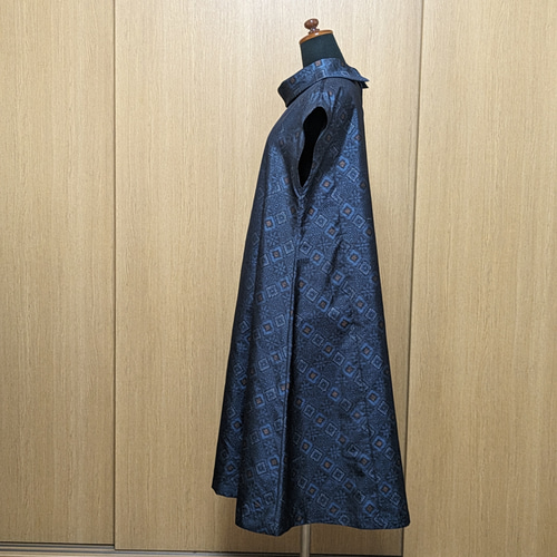 特価！着物リメイク♪ 大島紬パッチ　ワンピース　MーL 裏地付き♪ 重ね着 SOLD 着物リメイク ワンピース 大島紬 M〜L ワンピース さら
