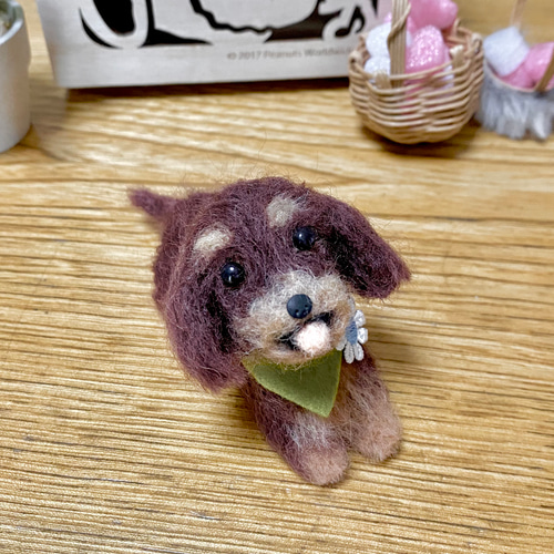 送料無料】羊毛フェルト ミニチュアダックス 羊毛フェルト ♡ron  