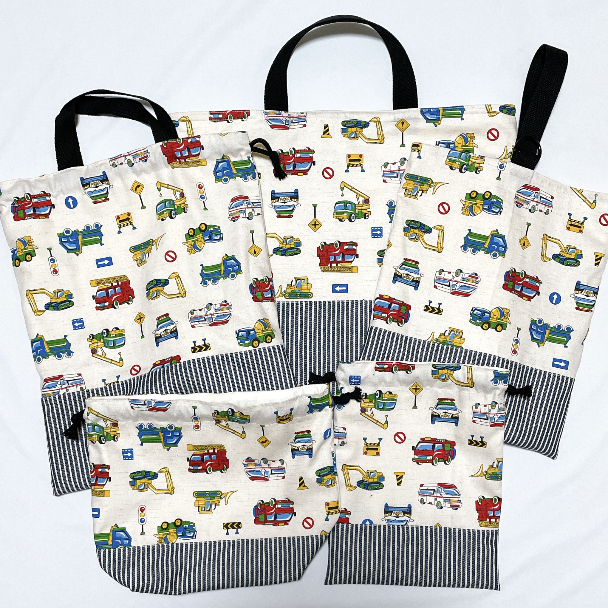 働く車×働く車　ハンドメイド　レッスンバッグ　男の子　入園入学準備　5点セット 働く車 男の子 レッスンバッグ5セット 男の子レッスンバッグセット