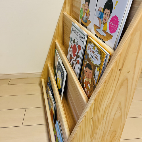 空気を綺麗にする絵本棚　ひのき　ブックシェルフ　本棚　無垢材家具 空気を綺麗にする絵本棚 国産ひのき ブックシェルフ 本棚 無垢材