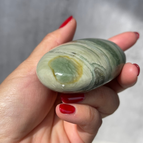 強い癒しの力を持つ【バンディッド インフィナイト】パームストーン