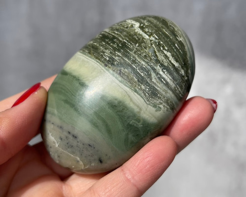 くるみ様 高品質 クンツァイト パーム 握り石 クンツァイト