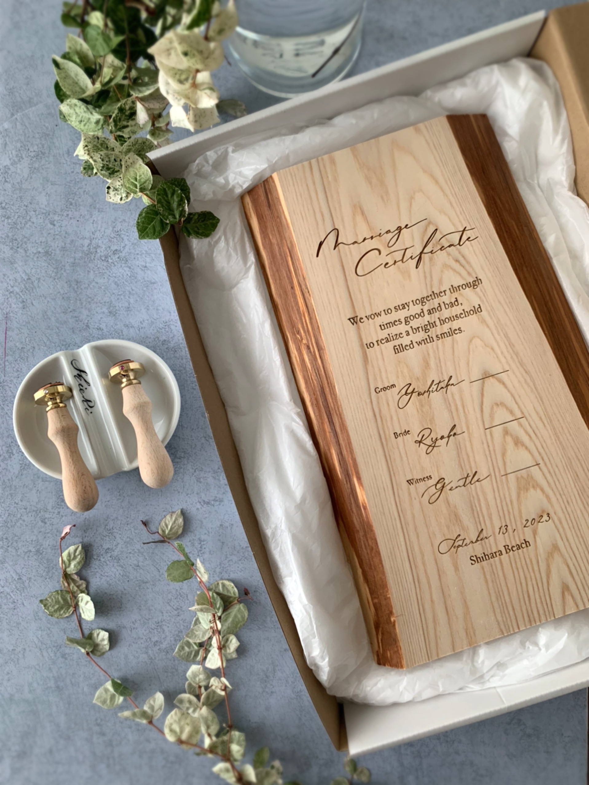 無垢板の結婚証明書／天然木／オーダーメイド／木の結婚証明書