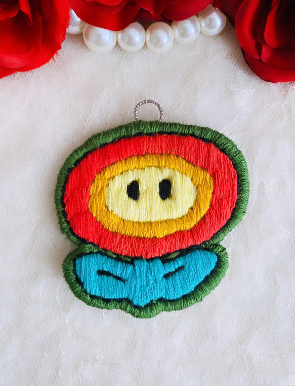 ストラップにもできるワッペン風 刺繍（フラワー） その他携帯