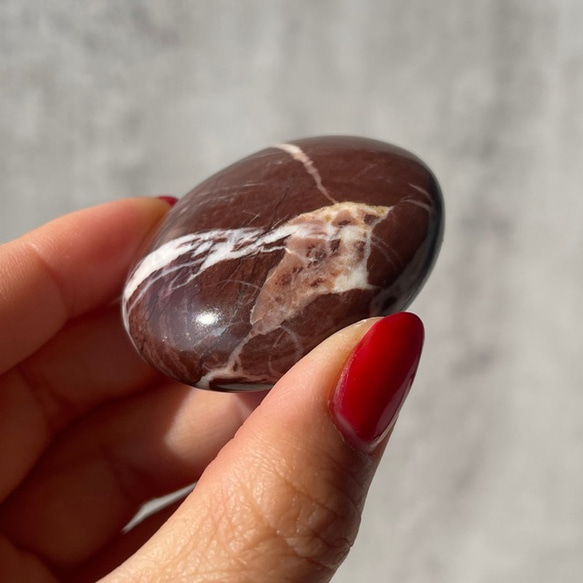 ラテアートのような【チョコレートジャスパー】パームストーン 握り石 鉱物 天然石 15枚目の画像