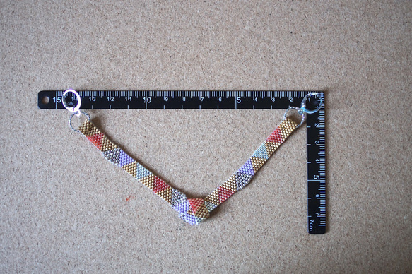 三角柄のビーズステッチの羽織紐 2枚目の画像