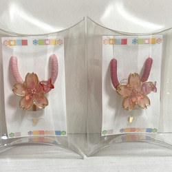 【無料ラッピング】桜と蝶のポニーフック(ヘアゴム付き) 2枚目の画像