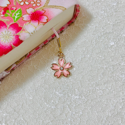 【♡4/30まで限定販売♡】桜のブックカバー（花） 2枚目の画像