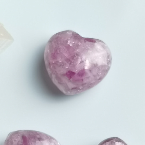 天然石◇ピンク紫5A「レピドライト」ハート彫 2個セット♪大人可愛い