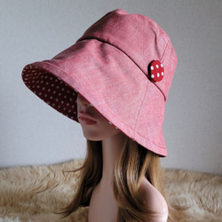優しいレッドダンガリー×赤色ドット★ひとつ持っていると便利なプレーン帽子★約61.5㎝ 9枚目の画像
