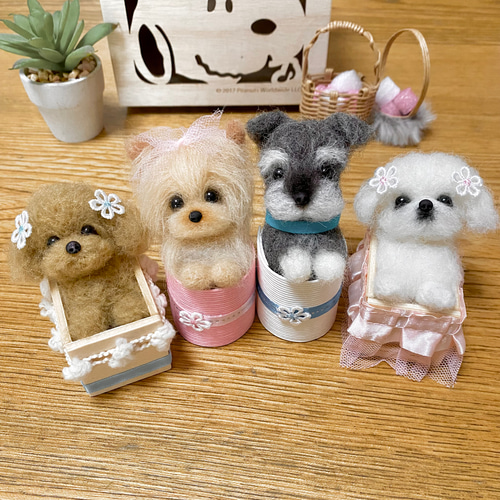 送料無料】羊毛フェルト ヨークシャーテリア 羊毛フェルト ♡ron