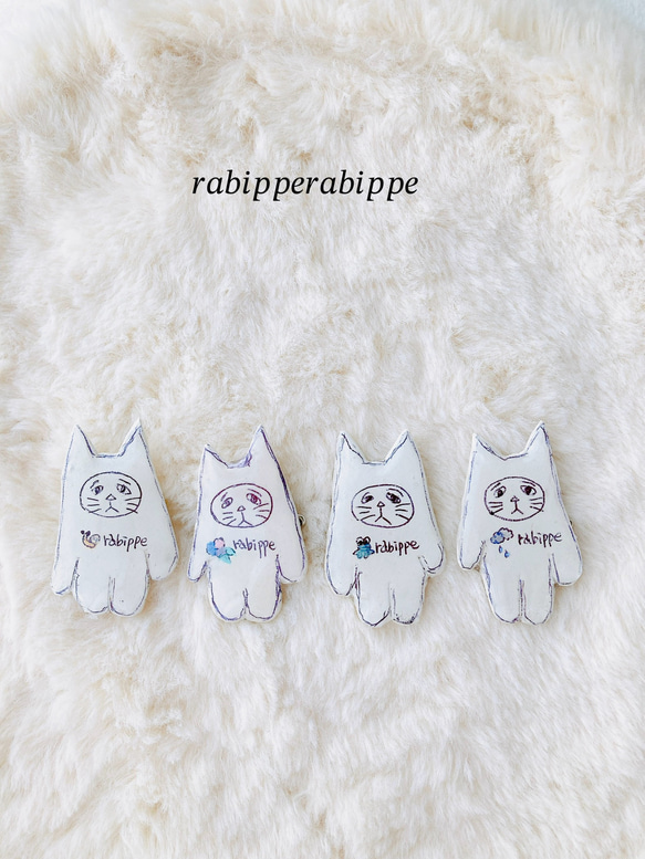 こまり顔猫　バッチ　rabipperabippe  粘土　レジン 4種 1枚目の画像