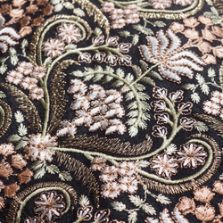 【NEW】インド刺繍生地　＊ 110cm巾×50cm 　ボタニカル　ブラック 2枚目の画像