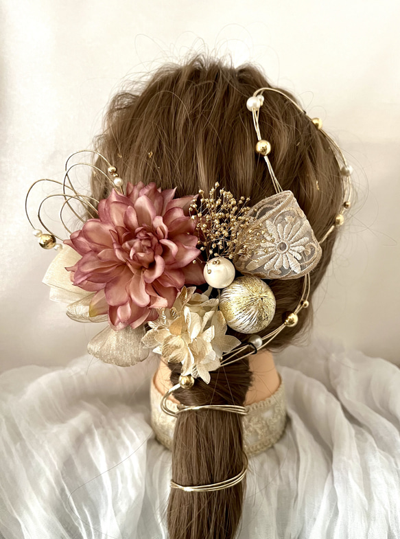 送料無料》パール×ゴールド⌘水引飾りとアンティークダリアの髪飾り
