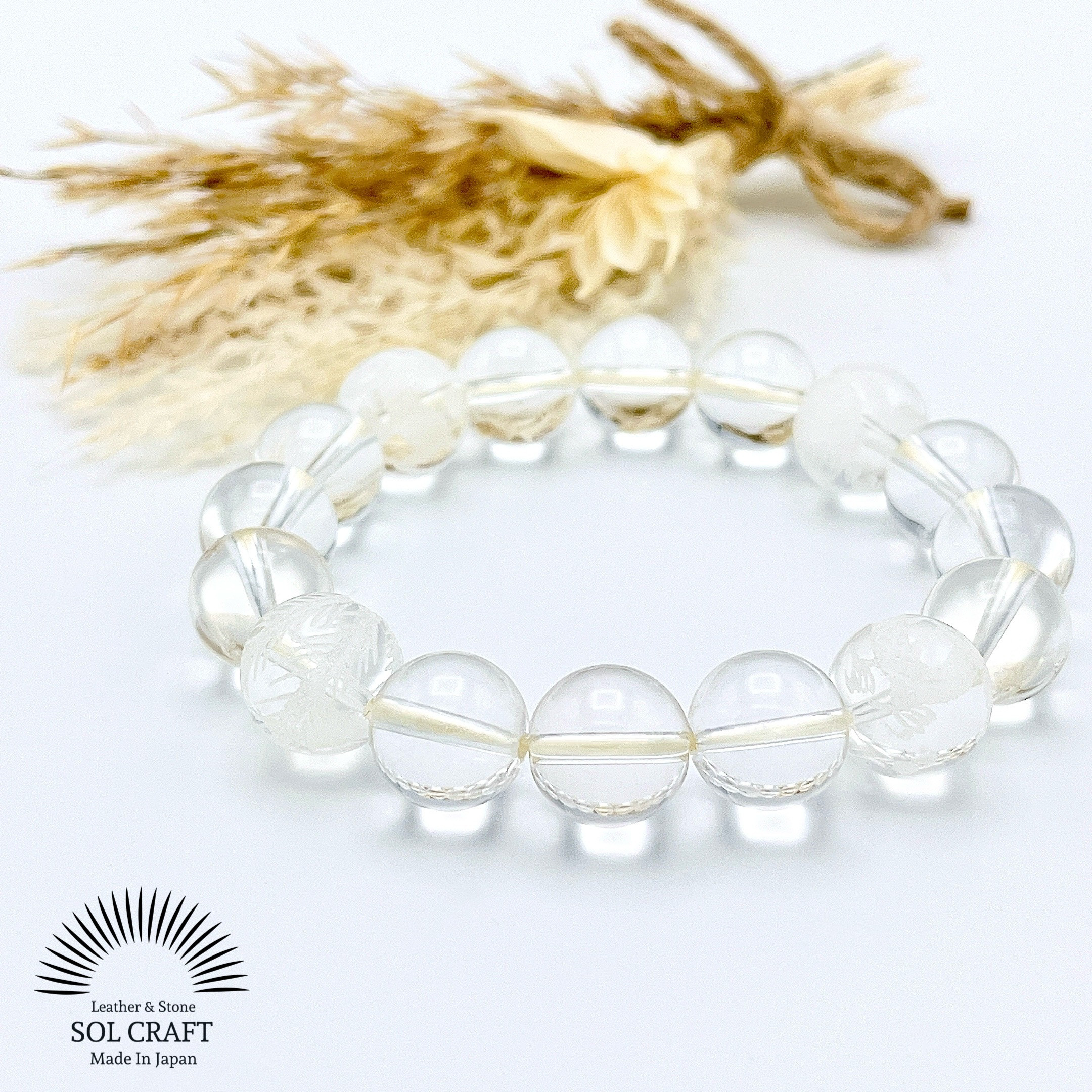 龍神の加護『龍彫り水晶』の12mm玉シンプルブレスレット 手彫り 素彫り 天然石 飛躍 願望成就 強運 成功 勝負