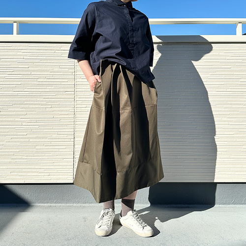 数量限定】大人かわいい♪つぼみシルエットの立体的タックスカート