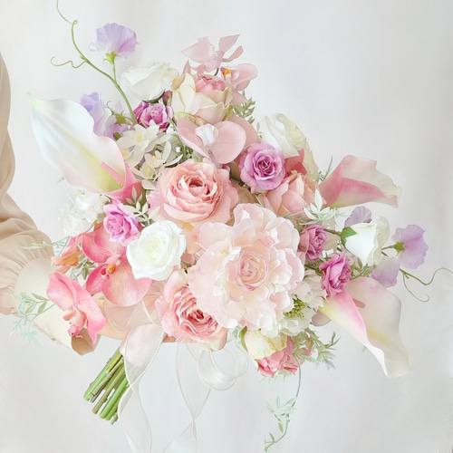 春❀ピンクカラーリリーと胡蝶蘭のウェディングブーケ&ブートニア