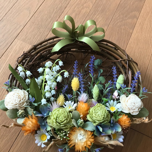 お値下げ クリスマスローズ オーバルスワッグ 小輪ベル咲き 