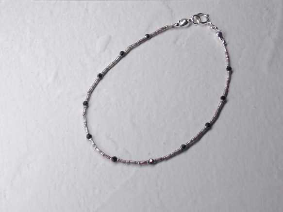❮再販×4❯ No. 70 カレンシルバー★ブレスレット　ブラックスピネル 3枚目の画像