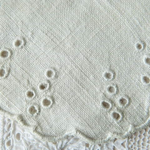 ✿ 白糸刺繍とカットワークのドイリー5枚纏めてセット その他