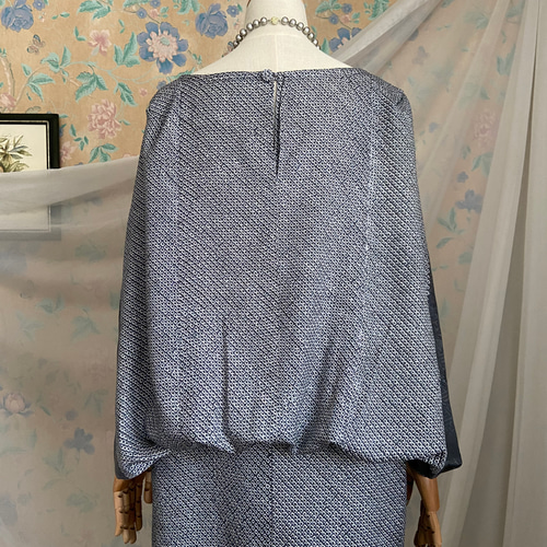 着物リメイク 総絞り ブルーグレー ケープスリーブドレス ハンドメイド