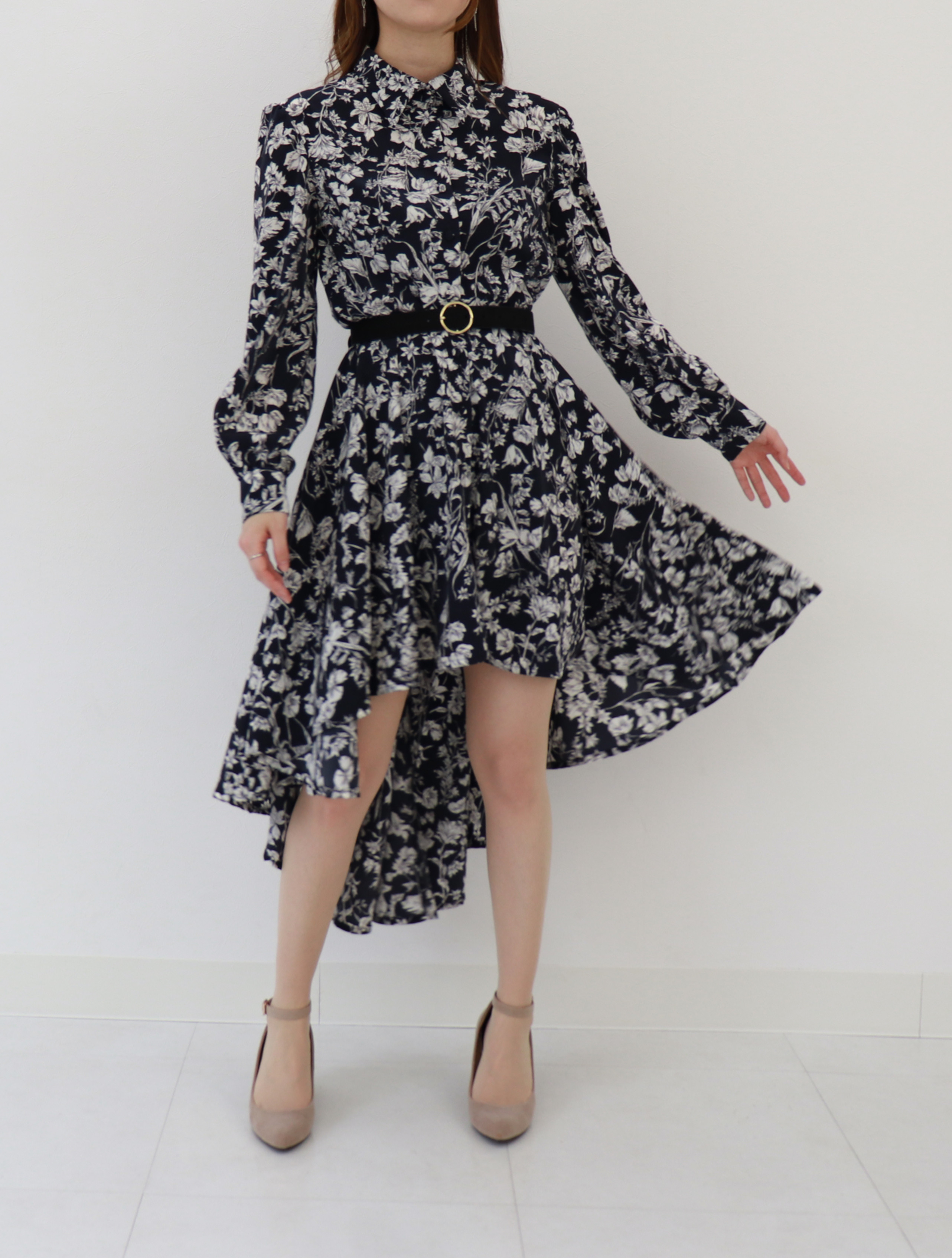 台襟付きフィッシュテールシャツワンピース　花柄ネイビー